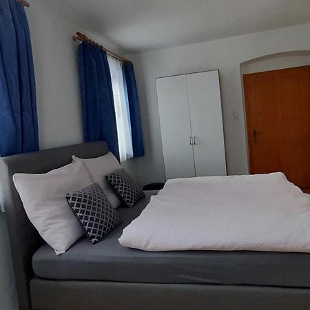 Privatzimmervermietung Foidlbauer Oberndorf in Tirol Kamer foto