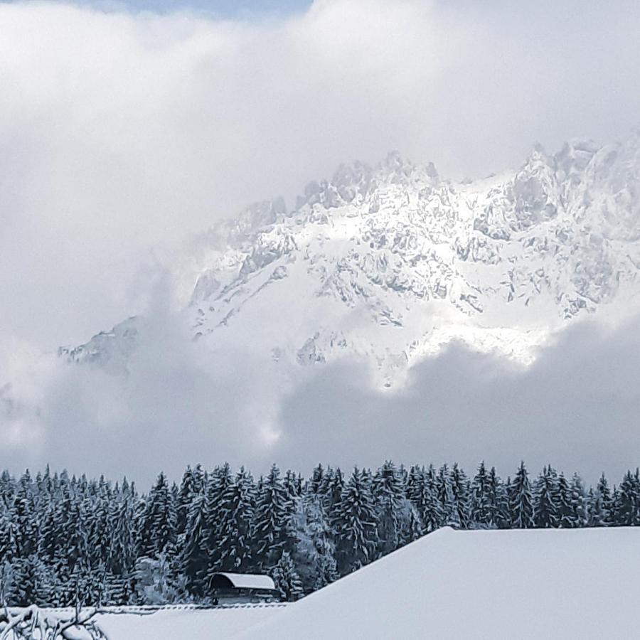 Privatzimmervermietung Foidlbauer Bed and Breakfast Oberndorf in Tirol Buitenkant foto